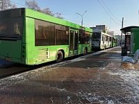 Автобус 44-го маршрута меняет схему движения из-за перекрытого участка