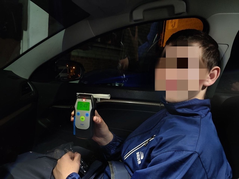 15-летний подросток пьяным катался по Ялуторовску на мопеде