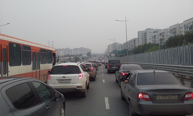 Блог «Вслух.ру»: почему не стоит соваться на 30 лет Победы?