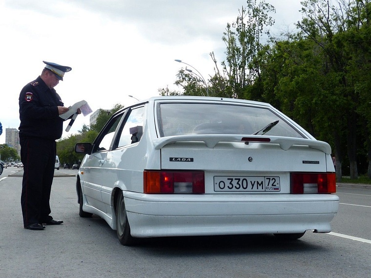 За езду «без посадки» тюменцам выписывают штраф