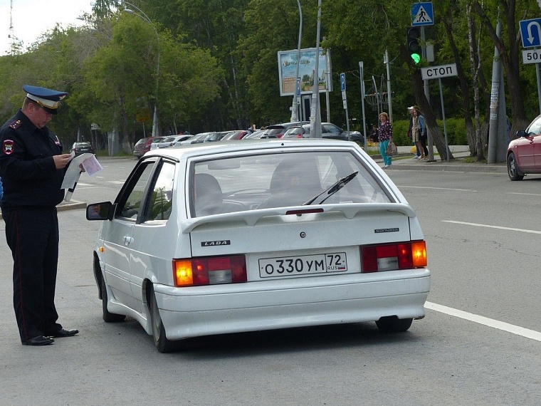 За езду «без посадки» тюменцам выписывают штраф