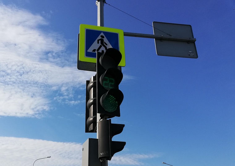 В центре Тюмени и в районе Луначарского могут отключить светофоры на семи перекрестках