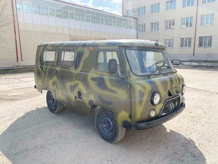 Тюменцы отправят отремонтированный УАЗ для бойцов в зону СВО