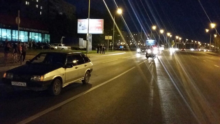 В столкнувшейся с тягачом «Приоре» погибли четверо, включая ребенка