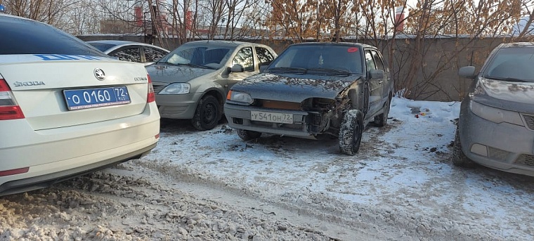 Тюменскому участнику коллективного дрифта по ул. Республики не понравилось наказание