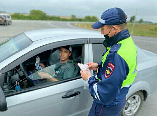 ГИБДД проводит профилактическую акцию на трассе Тюмень - Омск