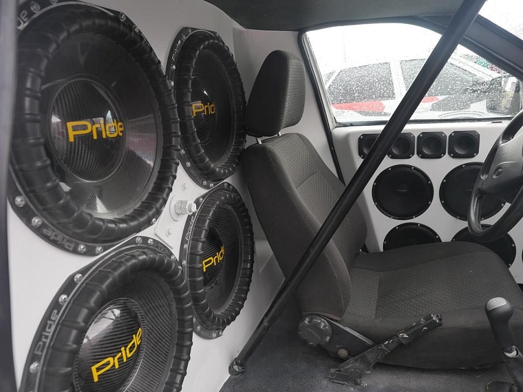 «Лада Приора» из Омска выдала 170 децибел