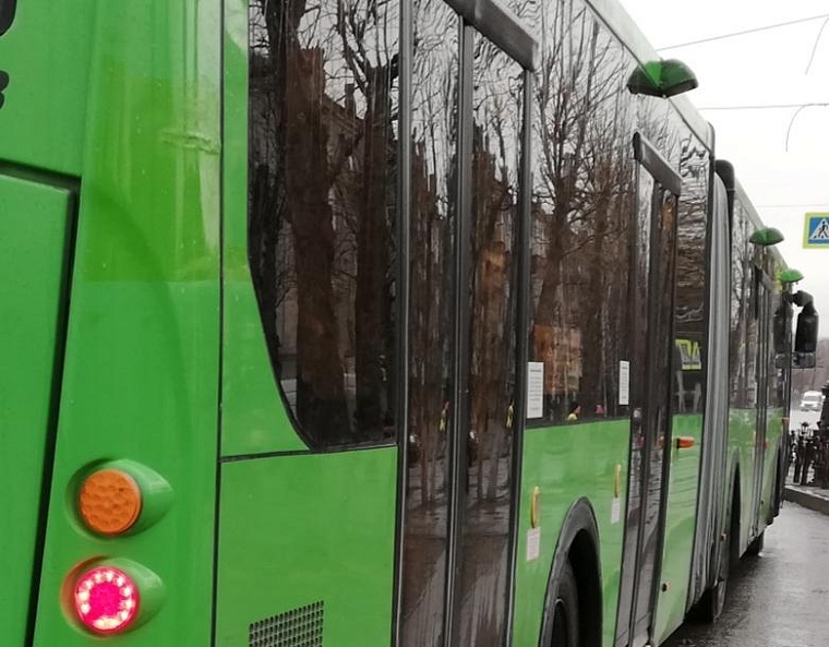 В Тюмени экспресс-маршрут №3 будет останавливаться у Комсомольского сквера: схема