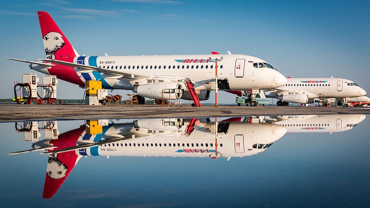 Авиакомпания "Ямал" ищет поставщика запчастей на треть миллиарда рублей