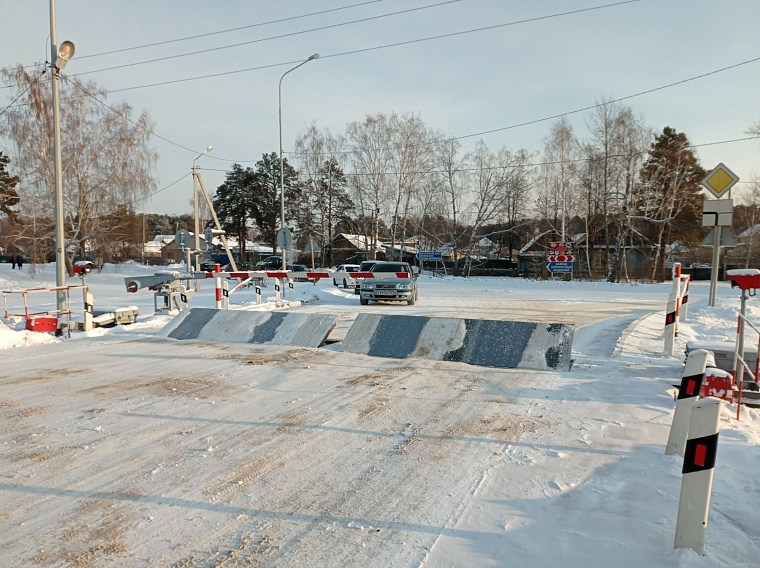 Как происходят ДТП на железнодорожных переездах