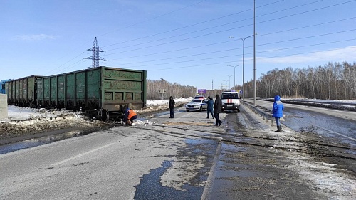 Движение транспорта по Ирбитскому тракту в Рощино восстановлено