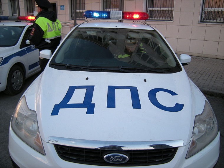 В центре Тюмени инспекторы ДПС поставили заслон пьяным водителям