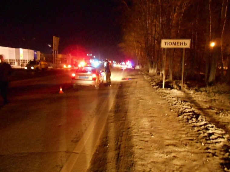 Из-за плохой дороги в столкновении «Доджа» и «Форда» погиб один из водителей