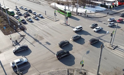 Дорожные ловушки: разбираемся в причинах ДТП на Широтной - Федорова