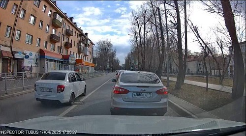Проезд по встречной полосе обошелся тюменцу в 7,5 тысячи рублей
