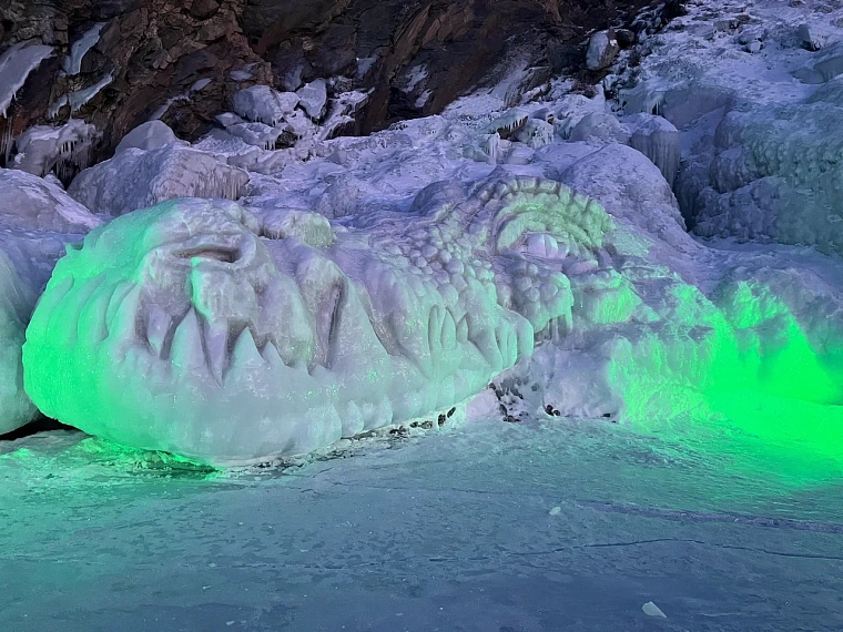 Поцелуй Байкала. Что посмотреть на озере зимой