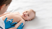 Вакцинация ребенка — за и против