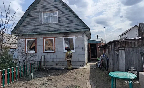 В Ялуторовске мужчина и женщина погибли во время пожара