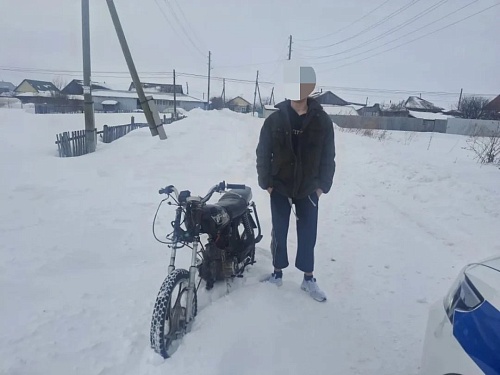 В Бердюжье восьмиклассник обменял телефон на мопед и катался по селу без ведома родителей