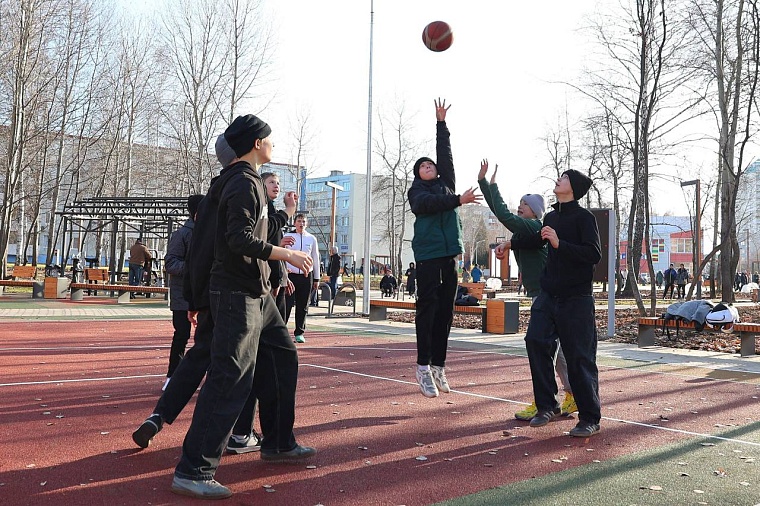 В новом тобольском сквере Спортивном появится ниндзя-парк