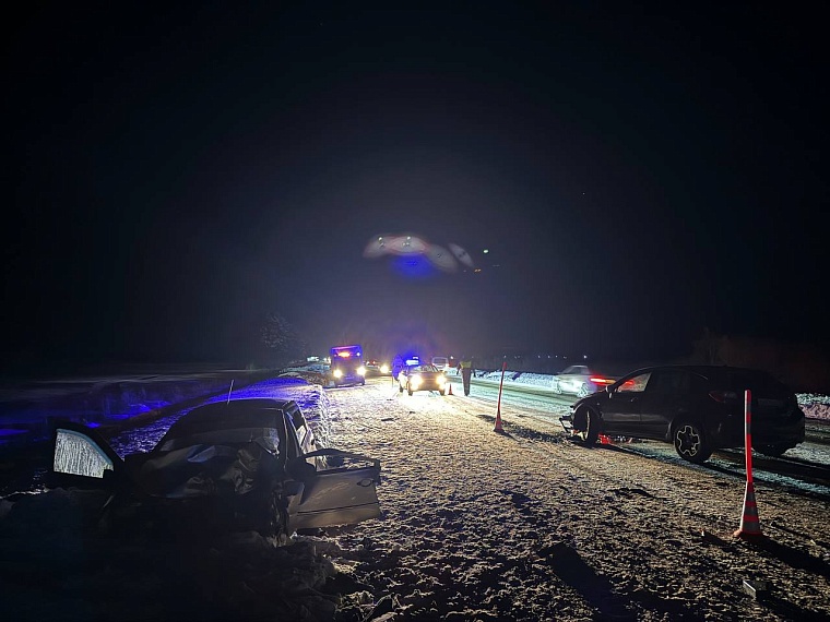 30 человек ранено: на тюменских дорогах поставлен абсолютный антирекорд по пострадавшим