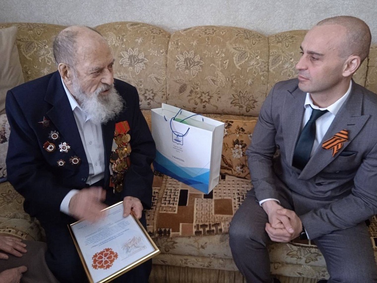 Ветеран-фронтовик, почетный гражданин Тюмени Михаил Костюрин отметил 102-летие