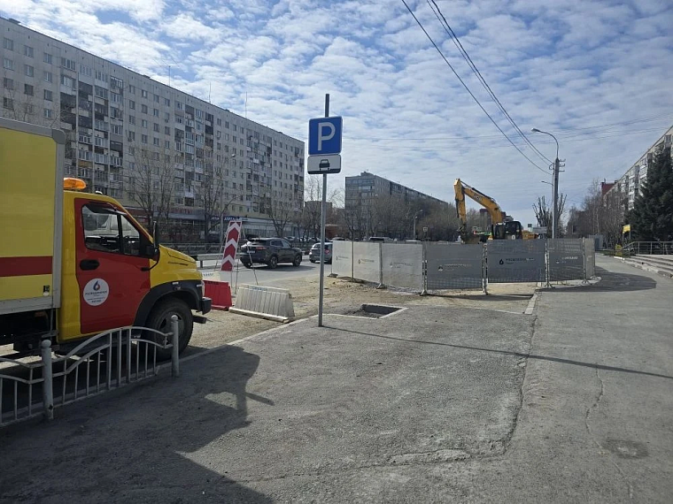 Тюменский водоканал восстанавливает коллектор на Пермякова без отключений