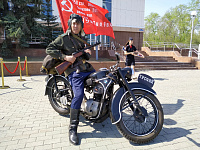На площади у Тюменского технопарка прошел рок-концерт в честь Дня Победы