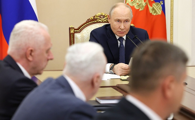 Владимир Путин: Выборы – это ответ тем, кто хочет ослабить Россию