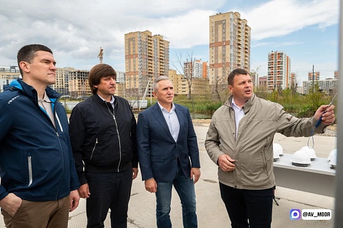 Губернатор Александр Моор проинспектировал строительство очистных сооружений на улице Эрвье в Тюмени