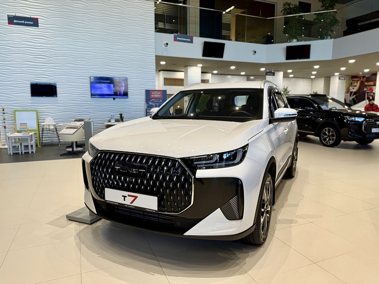 Новогодние распродажи и розыгрыш авто — узнали в каком салоне Тюмени можно выгодно купить новую машину