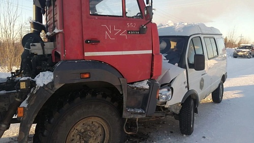 В ЯНАО четверо человек пострадали в ДТП на месторождении