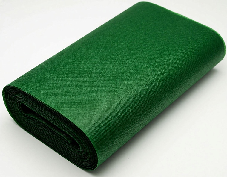 Волонтеры из Утешево получили новую партию материала для изготовления маскировочных сетей