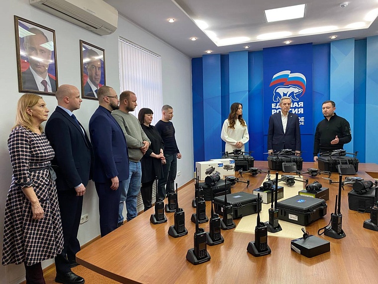 Бойцы в зоне СВО получат из Тюмени квадрокоптер, тепловизионные прицелы и монокуляры