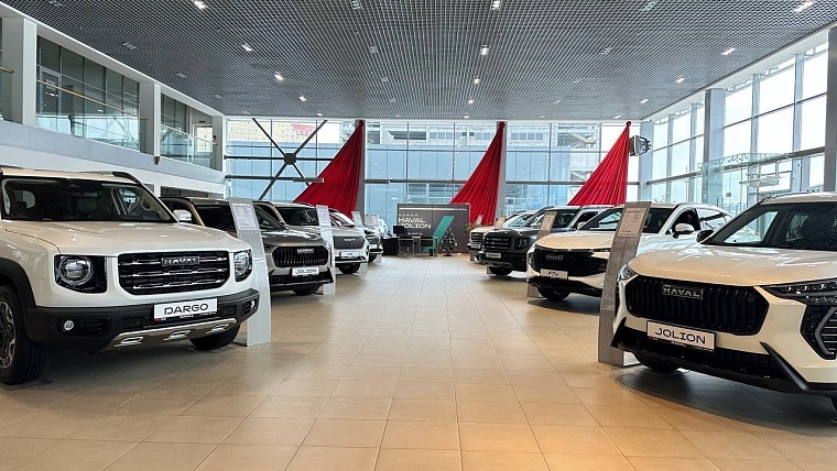 Выгода - до 450 000 рублей. Официальный дилер устроил предновогоднюю распродажу автомобилей