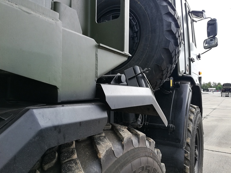 13 человек из Тюменской области сегодня отправились на службу по контракту