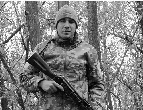 В Ялуторовске сегодня простятся с погибшим на СВО Евгением Кызыловым