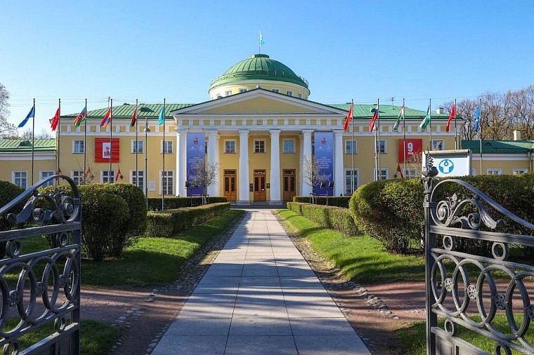 Глава облдумы Фуат Сайфитдинов принял участие в работе Совета Законодателей России