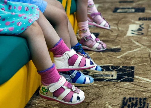 Многодетные семьи Тюменской области с небольшим превышением лимита по доходам смогут получить единое пособие