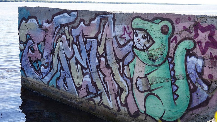 В ямальском селе появился свой "Бэнкси"