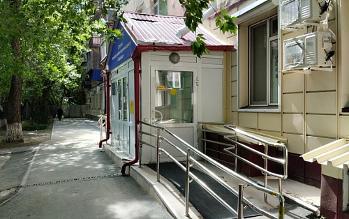 От полной неподвижности до уверенных шагов: в Тюмени помогли ребенку с тяжелейшей травмой