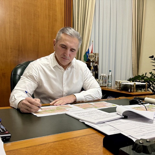 Александр Моор призвал тюменцев присоединиться к прямой линии