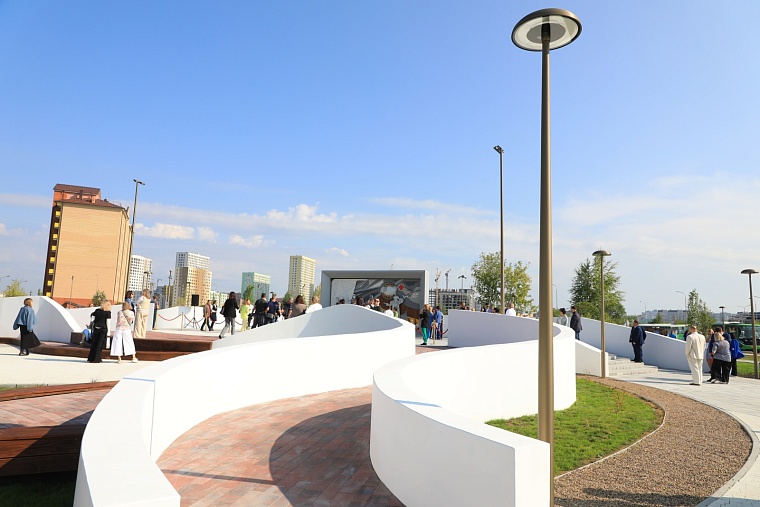 Тюменский сквер Медицинских работников вошел в реестр лучших практик благоустройства Минстроя РФ