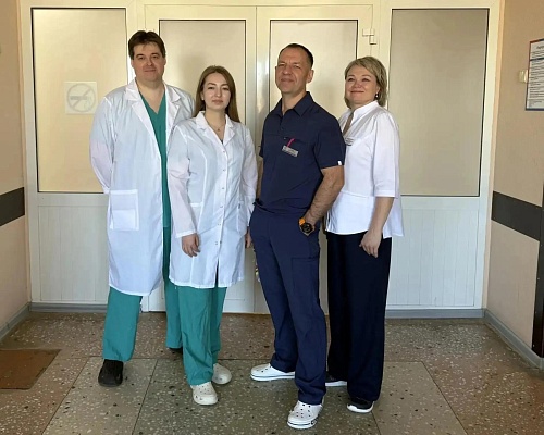 Тюменские врачи во время 10-часовой операции удалили пациенту злокачественную опухоль крайне больших размеров