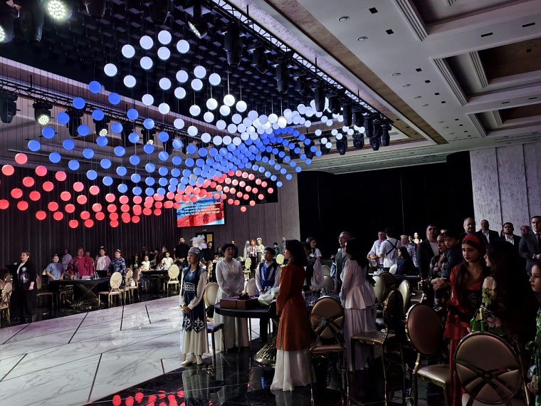 В Тюмени многодетные семьи разных национальностей познакомились с культурой друг друга