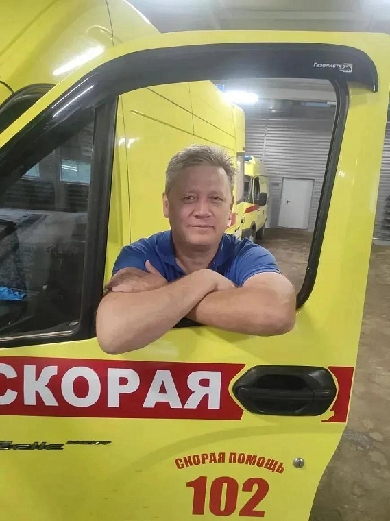 Тюменские медики приняли роды в карете скорой помощи