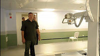 Вице-премьер РФ Марат Хуснуллин осмотрел отремонтированное тюменцами детское отделение больницы в Краснодоне