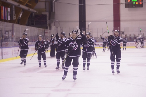 Тюменский «Рубин» завершил выездную серию ВХЛ победой над «АКМ»