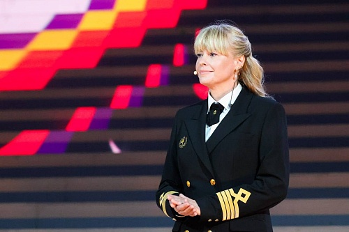 Первой в мире женщиной-капитаном атомного ледокола стала Марина Старовойтова