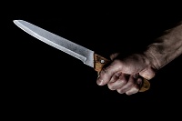 В Ишиме напавшего на знакомого с ножом мужчину задержали по горячим следам